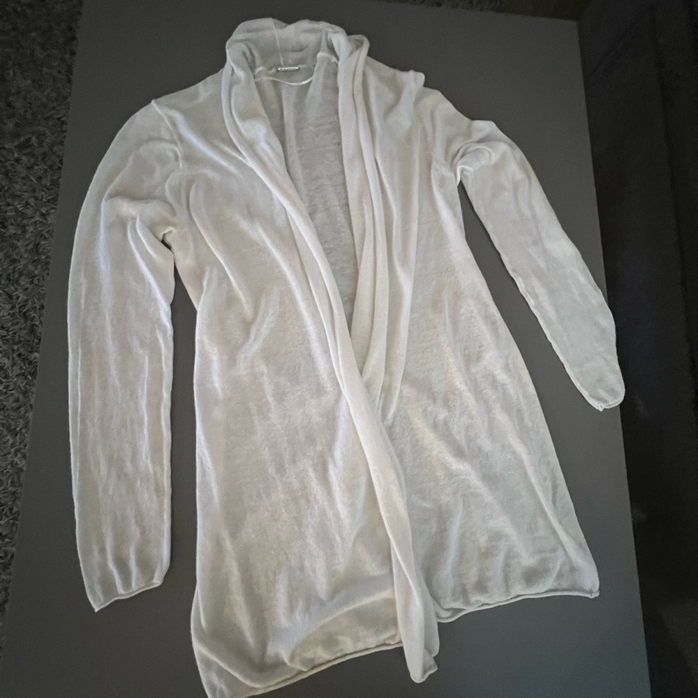 Elie Tahari Elegant White Women's Cardigan, Size M, very delicate
